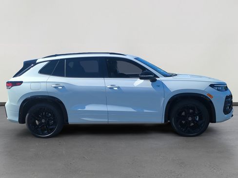 New 2026 Volkswagen Tiguan SE R-Line image 6