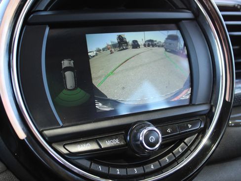 Used 2018 MINI Cooper Clubman S image 24