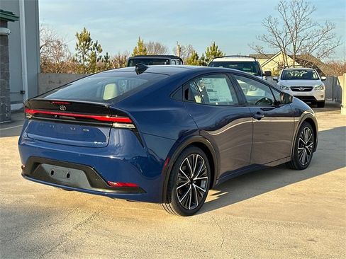 New 2026 Toyota Prius XLE image 4