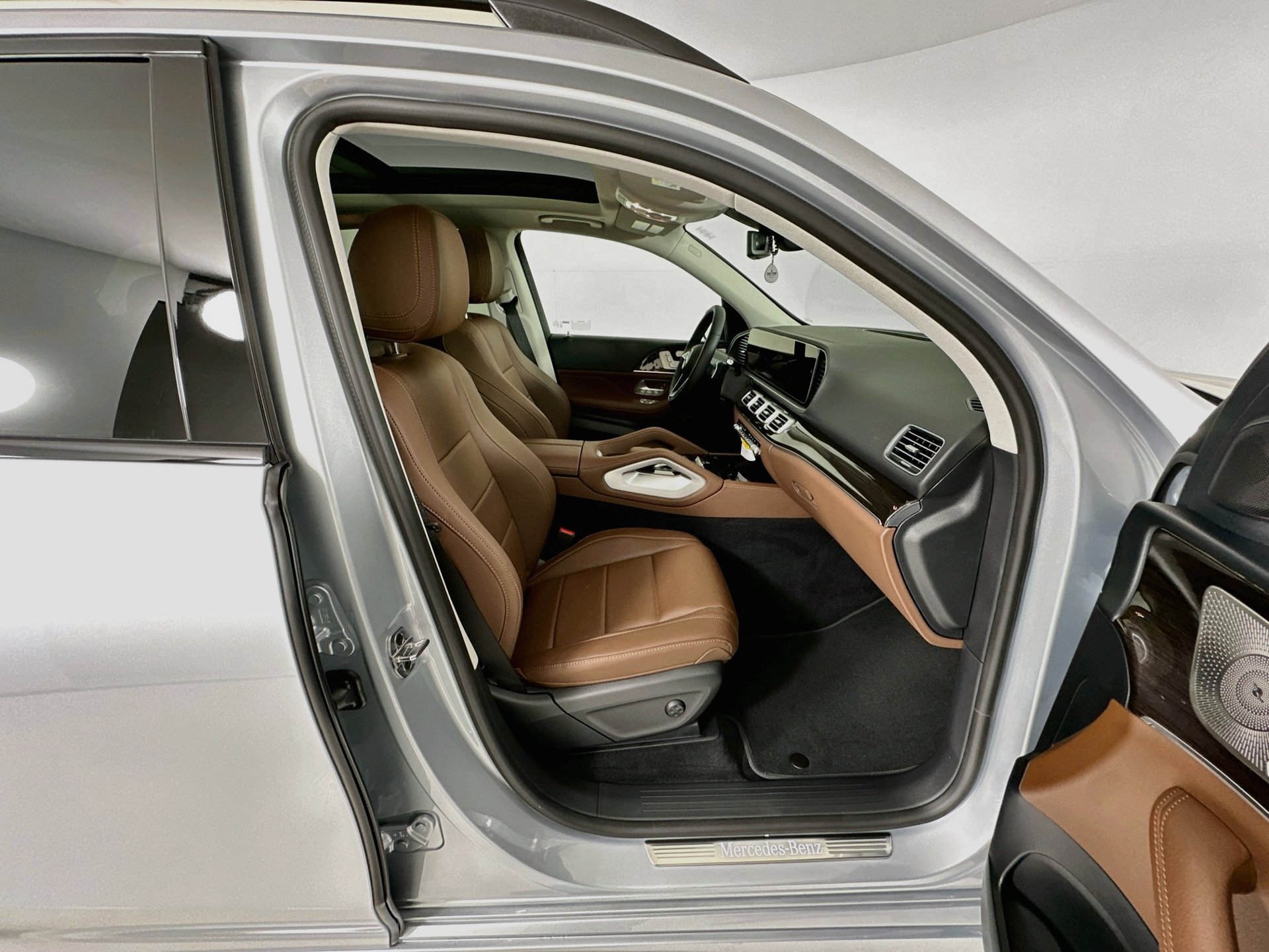 New 2026 Mercedes-Benz GLE 450 4MATIC image 32
