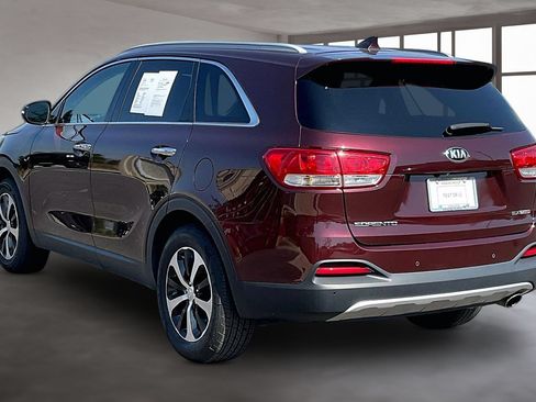 Used 2017 Kia Sorento EX FWD image 4