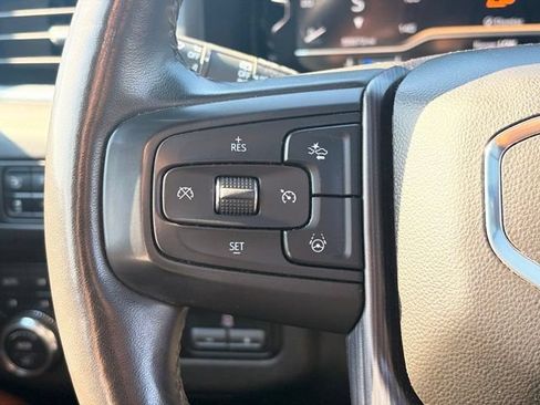Used 2023 GMC Yukon Denali Ultimate AWD/4WD image 16