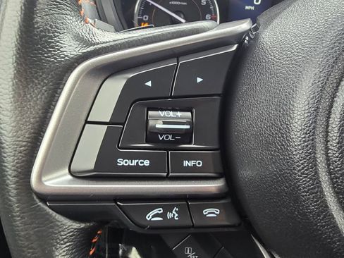 Used 2023 Subaru Crosstrek 2.5i Limited AWD/4WD image 19