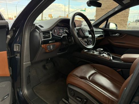 Used 2017 Audi Q7 3.0T Premium Plus w/ Premium Plus Package AWD/4WD image 42