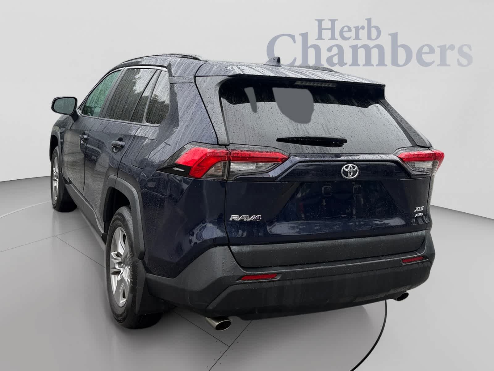 Used 2023 Toyota RAV4 XLE w/ Convenience Package AWD/4WD image 3
