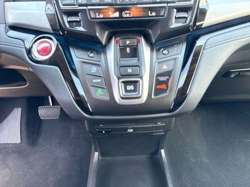 Used 2023 Honda Odyssey Touring image 27