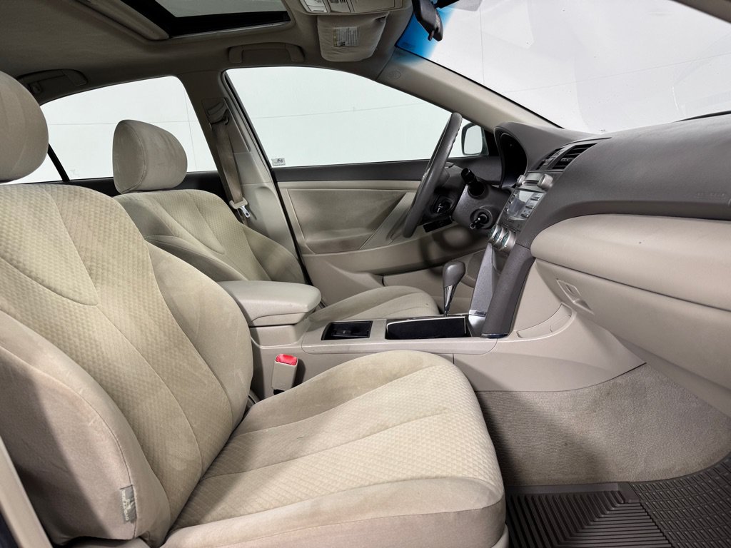 Used 2007 Toyota Camry LE FWD image 24