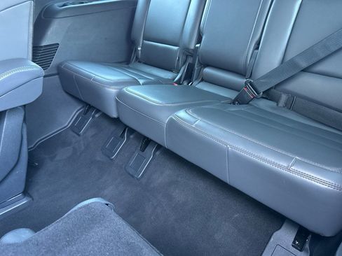 Certified 2025 Ford Expedition Active image 16