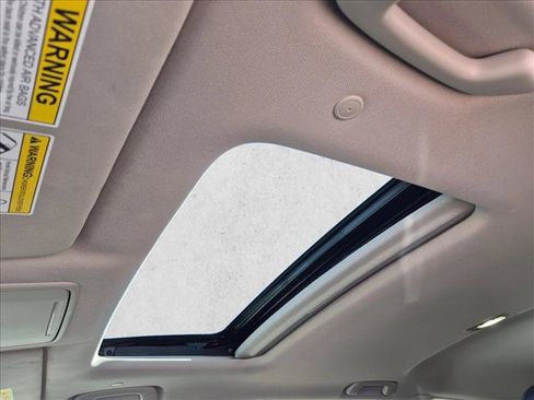 Used 2024 Honda CR-V EX-L image 16