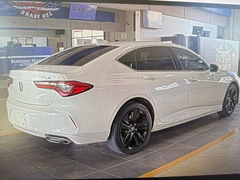 Used 2021 Acura TLX w/ Advance Package FWD image 4
