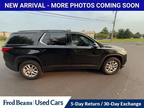 Used 2021 Chevrolet Traverse LT w/ LPO, Floor Liner Package AWD/4WD image 11