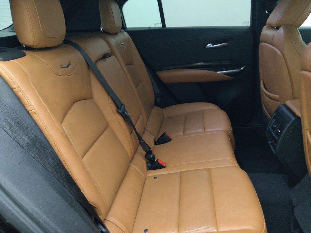 Used 2021 Cadillac XT4 Premium Luxury FWD image 19
