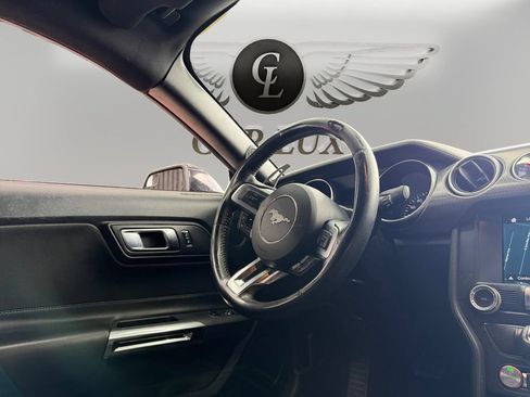 Used 2019 Ford Mustang GT RWD image 11