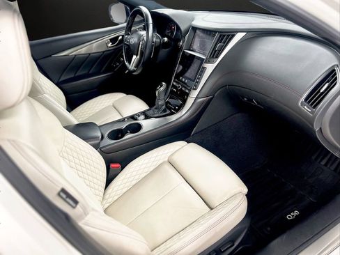 Used 2019 INFINITI Q50 Red Sport 400 w/ Sensory Package image 28