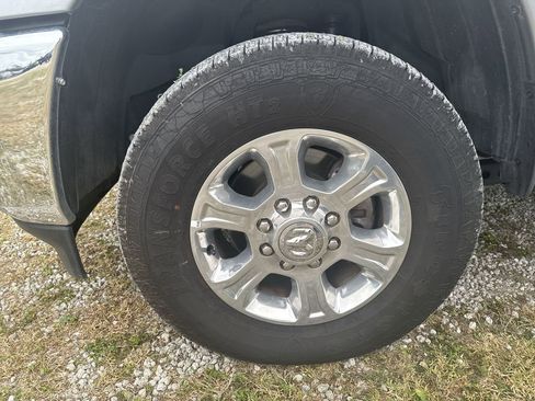 Used 2024 RAM 2500 Big Horn w/ Bed Utility Group image 18