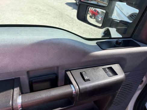 Used 2012 Ford F250 XL w/ PWR Equipment Group AWD/4WD image 21