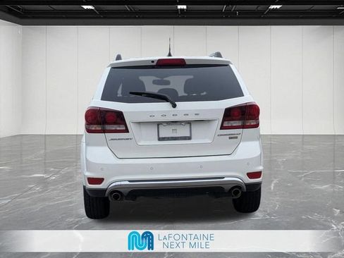Used 2017 Dodge Journey Crossroad FWD image 4