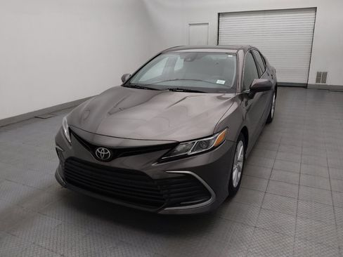 Used 2021 Toyota Camry LE FWD image 15