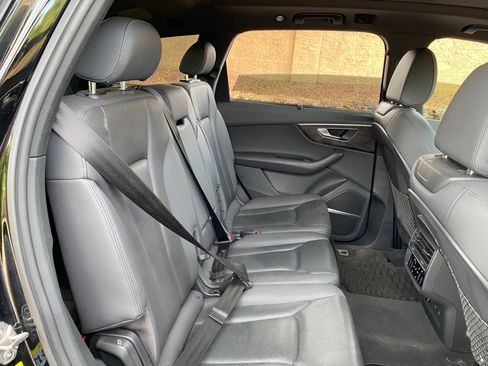 Used 2021 Audi Q7 2.0T Premium Plus w/ Executive Package image 49