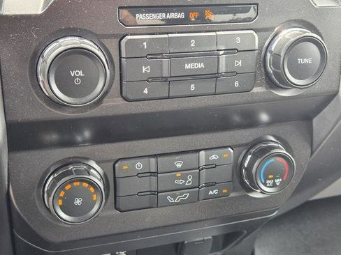 Used 2020 Ford F150 XLT RWD image 27
