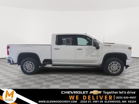 Used 2023 Chevrolet Silverado 2500 High Country w/ Z71 Off-Road Package AWD/4WD image 1