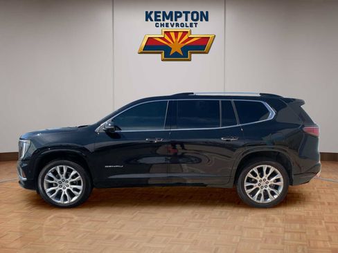 Used 2024 GMC Acadia Denali w/ Super Cruise Package FWD image 3