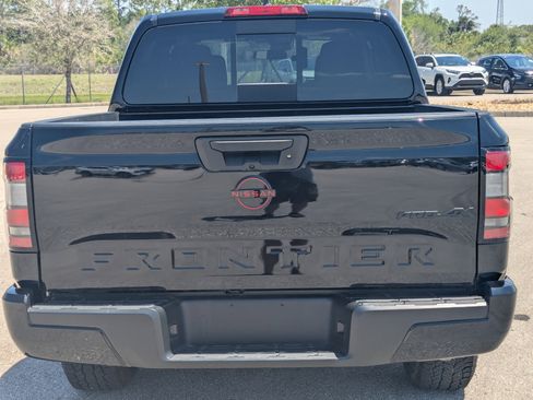 Used 2024 Nissan Frontier PRO-4X w/ Off-Road Protection Package AWD/4WD image 6