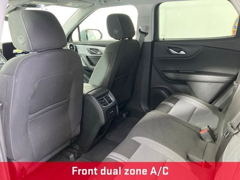Used 2025 Chevrolet Blazer LT image 14