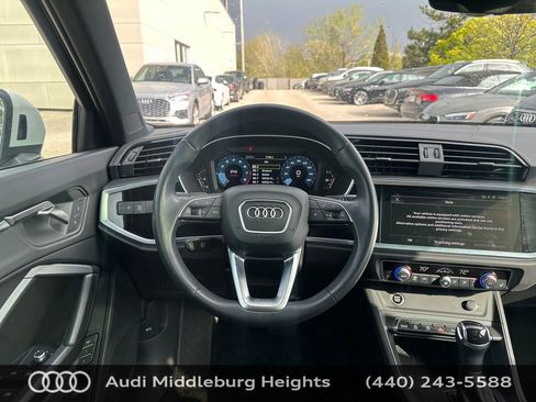 Used 2023 Audi Q3 2.0T Premium w/ Black Optic Sport Package AWD/4WD image 15
