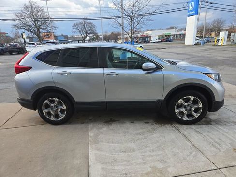 Used 2017 Honda CR-V EX-L image 2