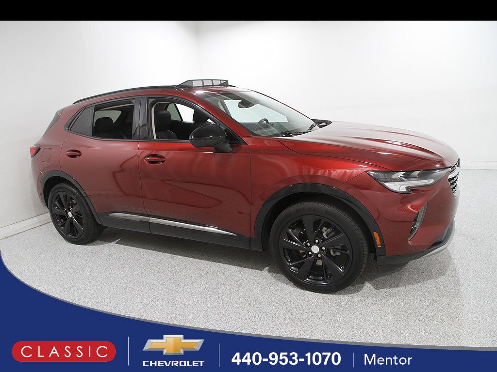 Used 2021 Buick Envision Essence w/ Sport Touring Package FWD image 1