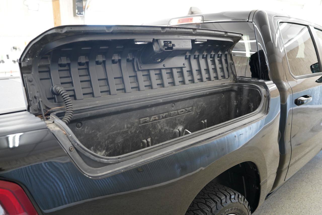 Used 2024 RAM 1500 Laramie AWD/4WD image 39