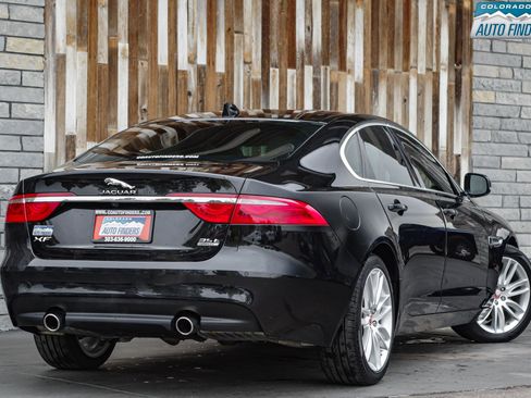 Used 2017 Jaguar XF Prestige AWD/4WD image 7