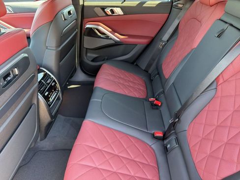 New 2026 BMW X6 xDrive40i w/ Executive Package image 27