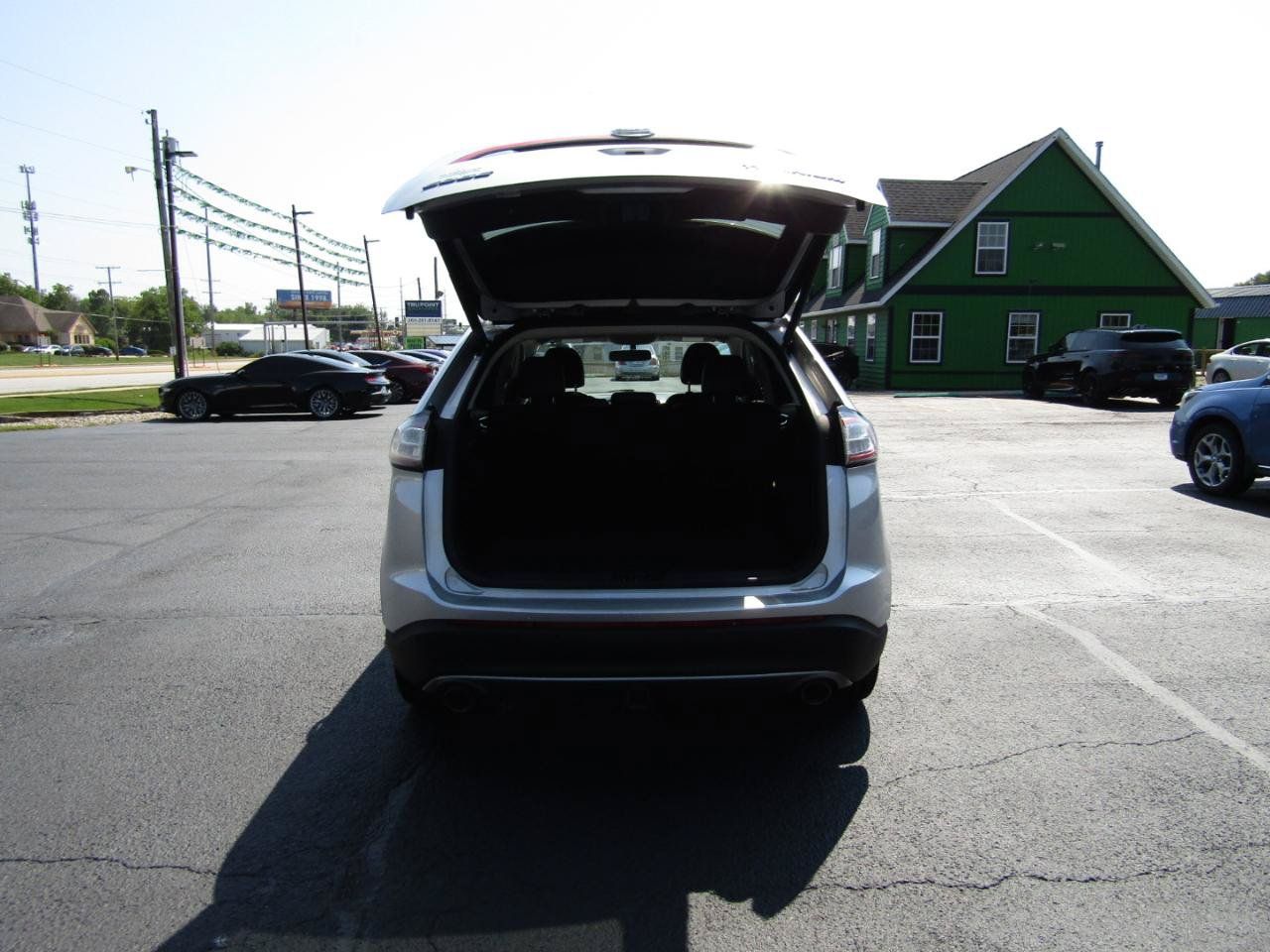 Used 2016 Ford Edge Titanium w/ Technology Package FWD image 7