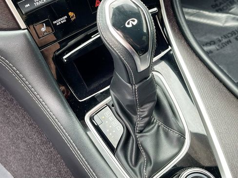 Used 2022 INFINITI Q50 Sensory image 17