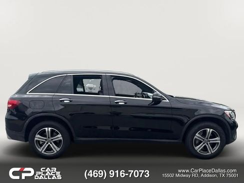 Used 2019 Mercedes-Benz GLC 300 4MATIC image 4