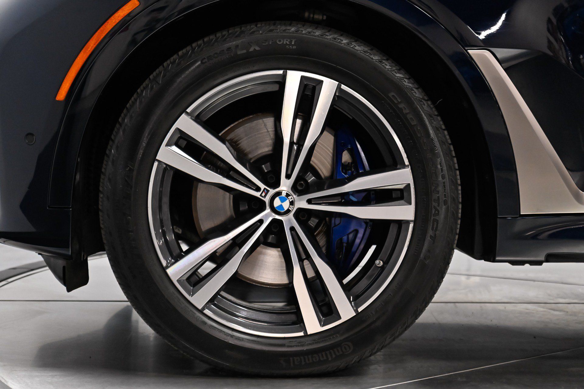 Used 2021 BMW X7 M50i AWD/4WD image 22