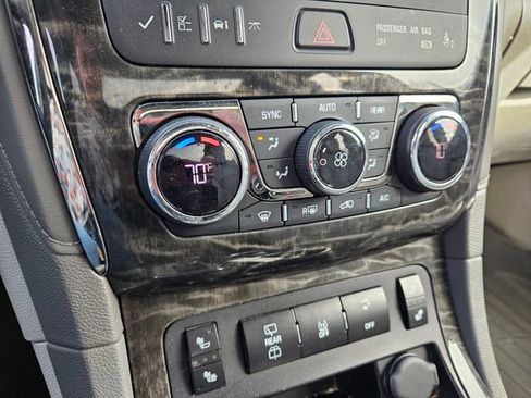 Used 2014 Buick Enclave Leather image 13