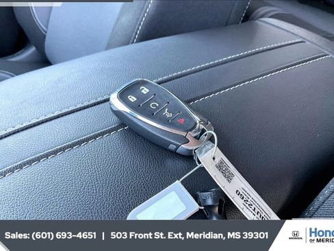 Used 2024 Chevrolet Blazer LT w/ Convenience Package FWD image 9