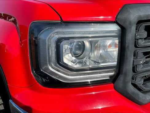 Used 2018 GMC Sierra 1500 SLT w/ SLT Premium Package AWD/4WD image 33