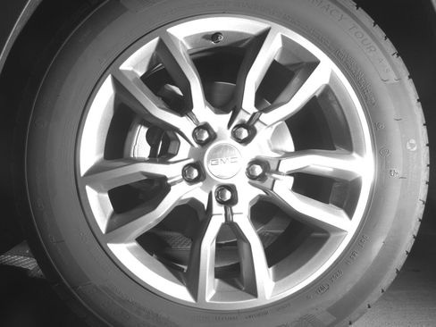 Used 2024 GMC Terrain SLT image 12