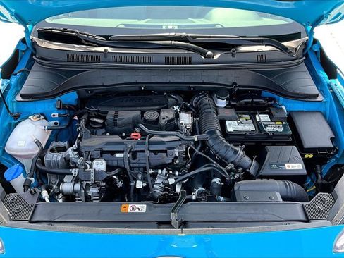Used 2022 Hyundai Kona Limited FWD image 11