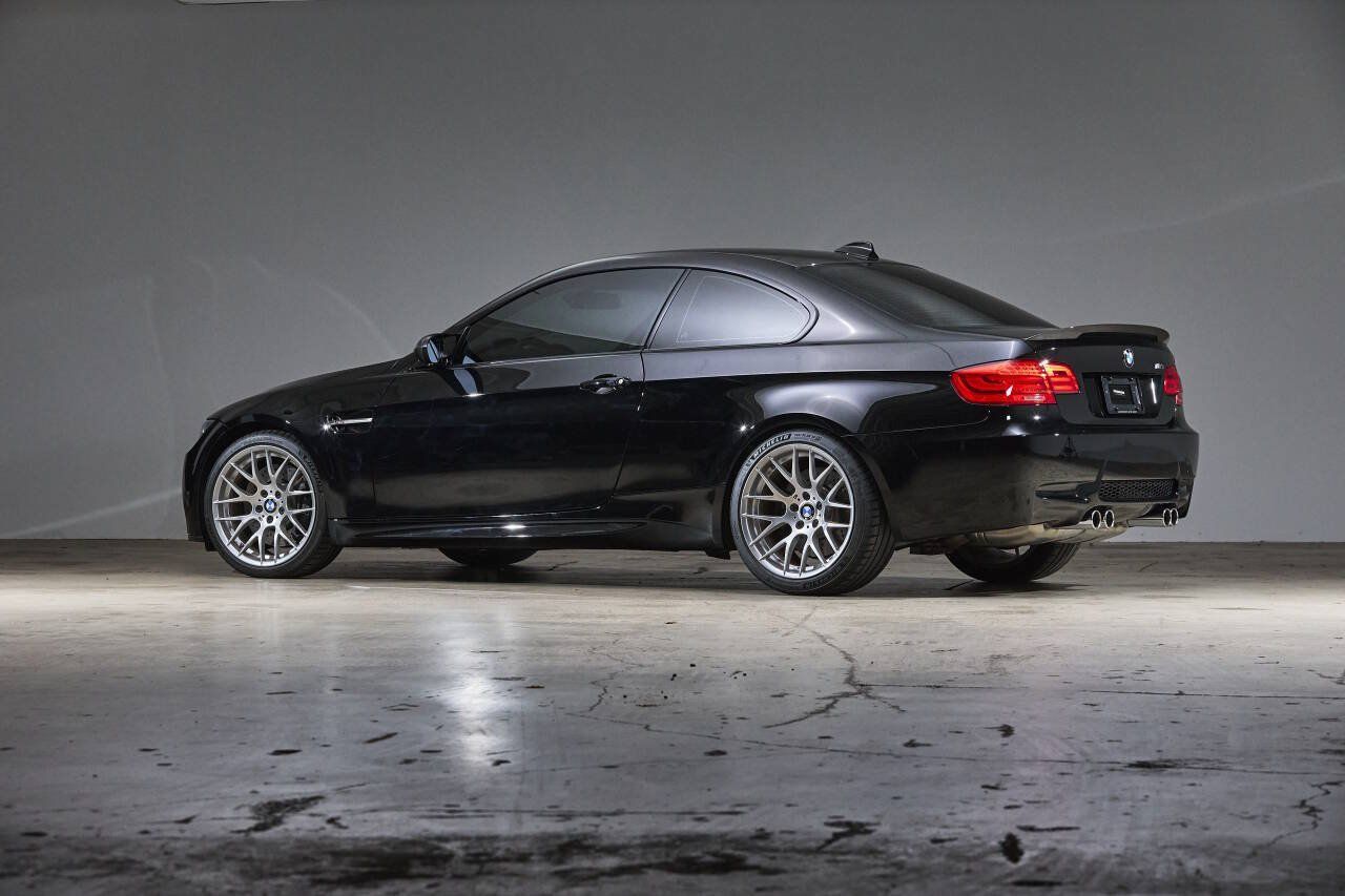 Used 2011 BMW M3 Coupe RWD image 9