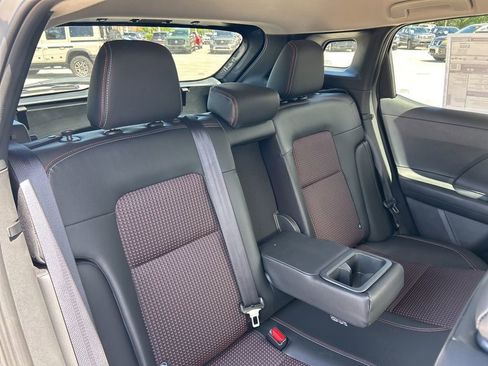 New 2026 Nissan Kicks SR FWD image 47