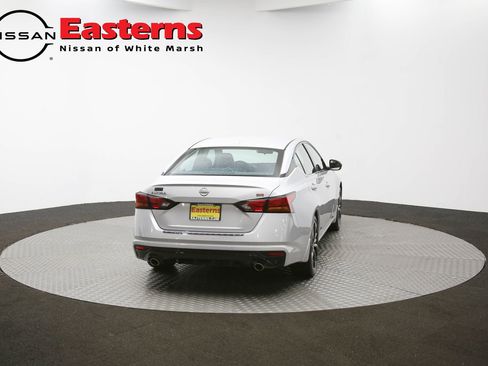 Used 2023 Nissan Altima 2.5 SR image 34