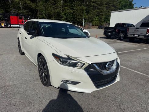 Used 2016 Nissan Maxima SR FWD image 1