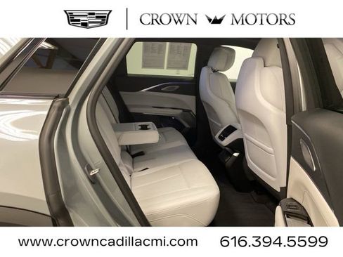 Certified 2024 Cadillac Lyriq Luxury image 28