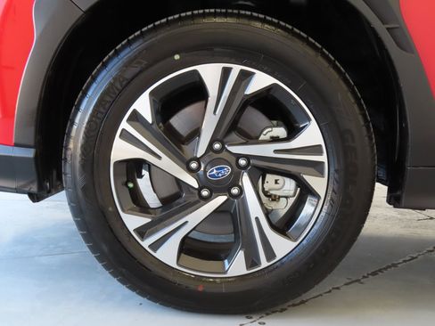 Certified 2025 Subaru Crosstrek 2.0i Premium w/ Crosstrek Mirror Package image 28