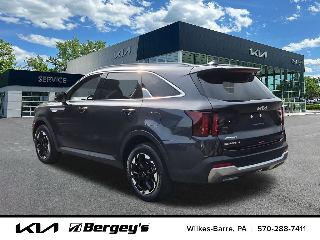 Certified 2026 Kia Sorento S w/ S Panoramic Sunroof Package AWD/4WD image 8